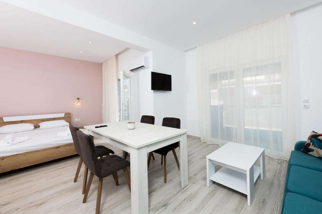 Diamanti Apartments Downtown لايميناس المظهر الخارجي الصورة